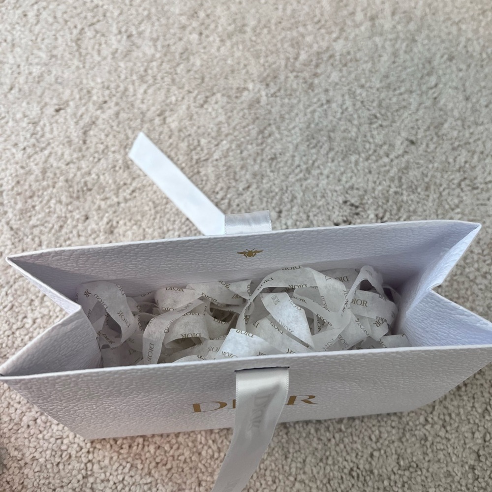 Dior White and Gold Small Authentic Luxury Packaging Set - Picture 7 of 10